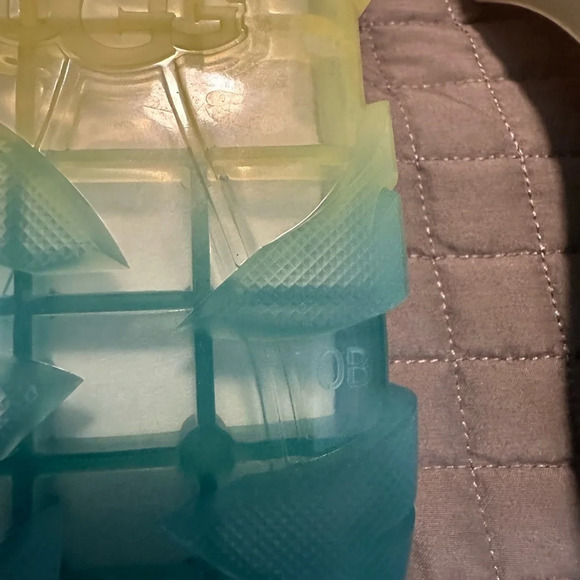 Ugg Jella Rainbow slide - Picture 3 of 3